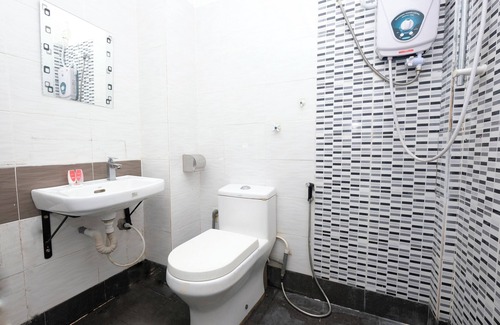 Temerloh Hotel | OYO 1105 Hotel 75