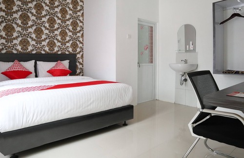Padang Hotel | OYO 1185 Sachila Residence Syariah