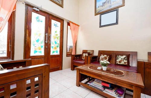 Karimunjava Hotel | OYO 2430 Lisshaffa Homestay