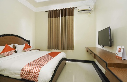 Sedati Hotel | OYO 2680 Zeidan House Syariah