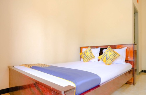 Blitar Hotel | OYO 2826 Panderman Residence