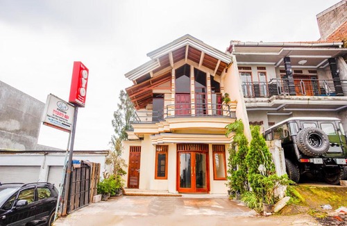 Tosari Hotel | OYO 3004 Penginapan Bromo Adi