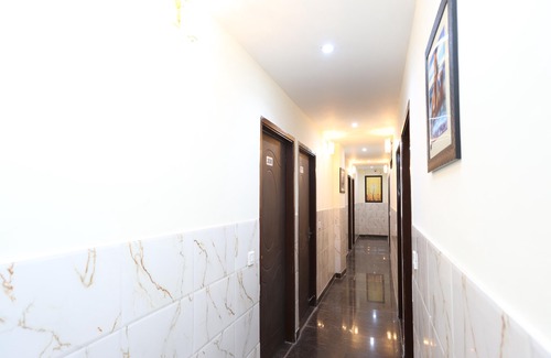 Old Gurgaon Hotel | OYO 37096 A2K Residency