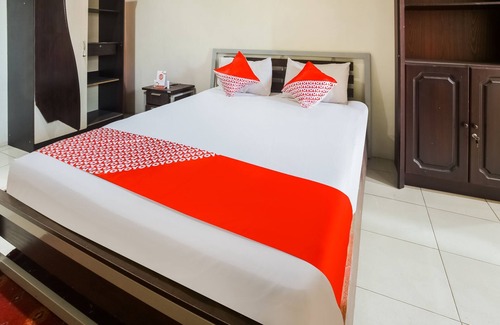 Makassar Hotel | OYO 3970 Hotel La Macca Makassar