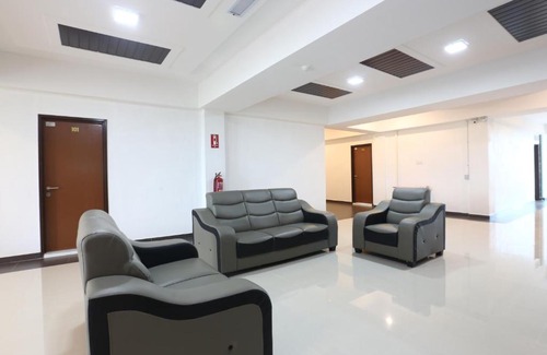 Pasir Mas Hotel | OYO 89888 Dz Residence Guest House