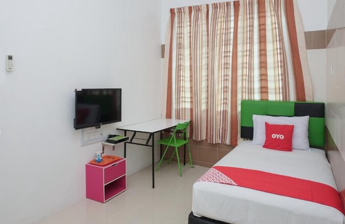 Kuala Rompin Hotel | OYO 90005 Dc Villa Guest House
