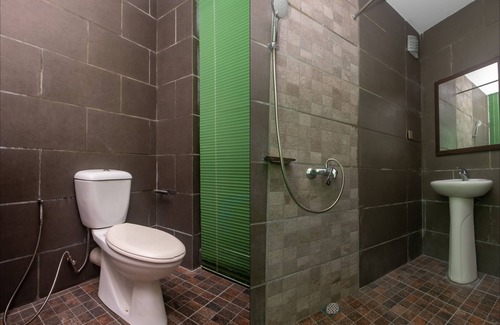 Kanowit Hotel | OYO 90059 Ltk Home