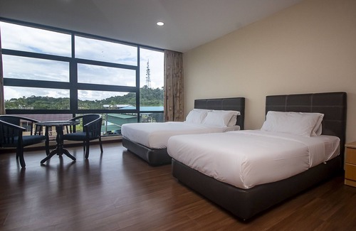 Kanowit Hotel | OYO 90059 Ltk Home