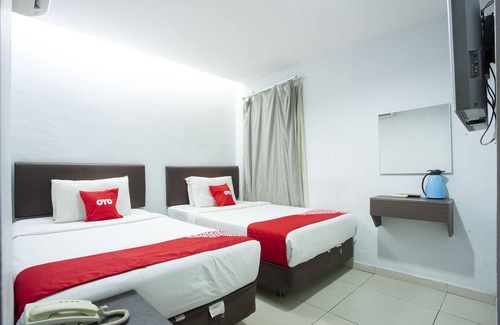 Kampung Telaga Nibong Hotel | OYO 90624 Thank Q Inn 4