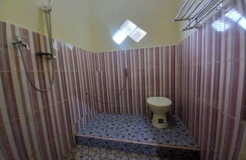 Bailangu Hotel | OYO 90731 E-kreasi Home