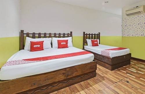 Kampung Kepayang Hotel | OYO 90792 Hezza Inn
