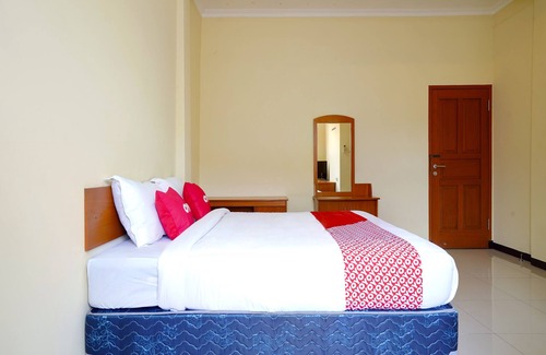 Bandung Hotel | OYO 90836 Bartu Guesthouse