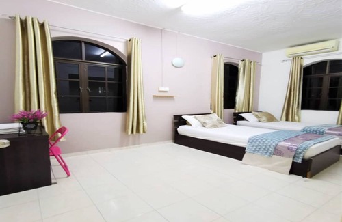 Muar Hotel | OYO 91031 House No 8