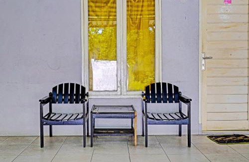 Pameungpeuk Hotel | OYO 91329 Guest House Le-banon Syariah