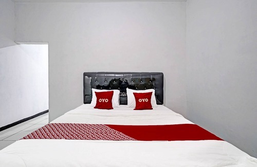 Garut Hotel | OYO 91334 Permata Papua Guest House