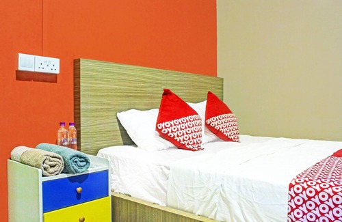 Karimun Hotel | OYO 91643 Homestay Daniel 76NearTaman Hijau Karimun