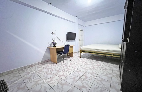 Makassar Hotel | OYO 92002 Wisma Samudra