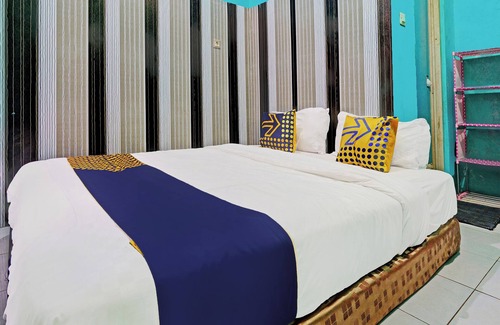 Cileunyi Hotel | OYO 92269 Arjuna Homestay