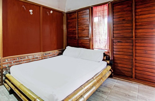 Lombok Hotel | OYO 92354 Samalas Syariah Homestay Near SDN TANAK BEAK
