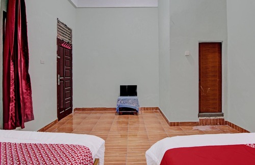 Siak Hotel | OYO 92455 Hadhilfa Homestay Syariah Near Nowwa Cafe