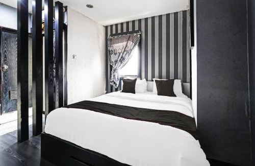 Bandung Hotel | OYO 93365 Apartement Gateway By Sarana Cipta Mahakarya Ii