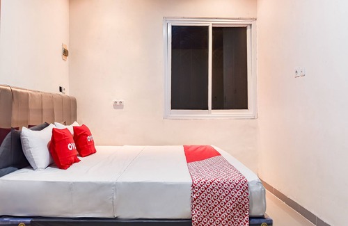 Palembang Hotel | OYO 93503 Lotte Residence