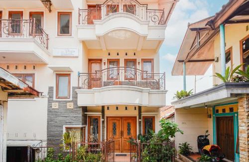 Cimahi Hotel | OYO 94118 Homestayque Syariah