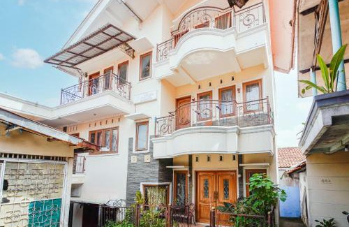 Cimahi Hotel | OYO 94118 Homestayque Syariah