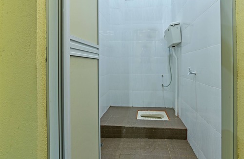 Kampung Gertak Seratus House | OYO Home 90607 Casaria Besut