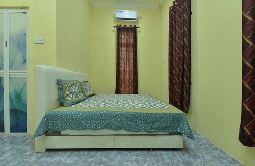 Kampung Gertak Seratus House | OYO Home 90607 Casaria Besut