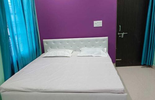 Malihabad Apartment | OYO HOME Manu Galaxy