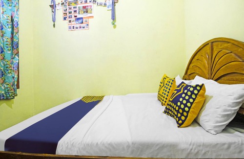 Java Hotel | OYO Homes 91149 Desa Wisata NangelasariNearPasir Tulang