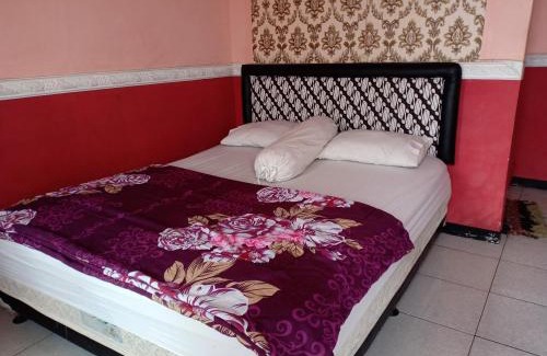 Plaosan Hotel | OYO Life 3020 Penginapan Citra Rasa