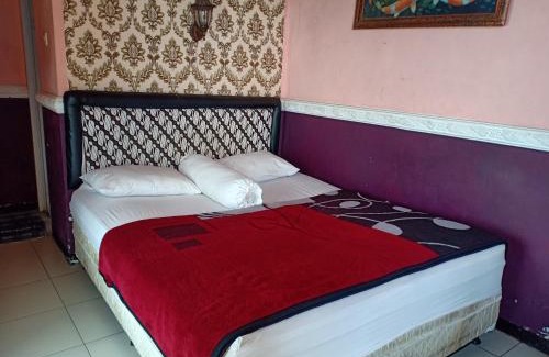 Plaosan Hotel | OYO Life 3020 Penginapan Citra Rasa