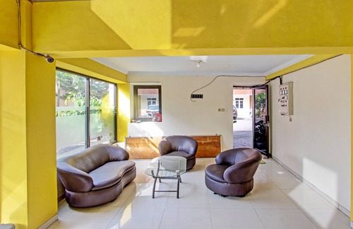 Watulimo Hotel | OYO Life 91177 Desa Wisata Duren Sari