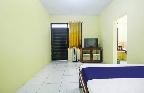 Garut Hotel | OYO Life 91606 Nadin Guest House Syariah