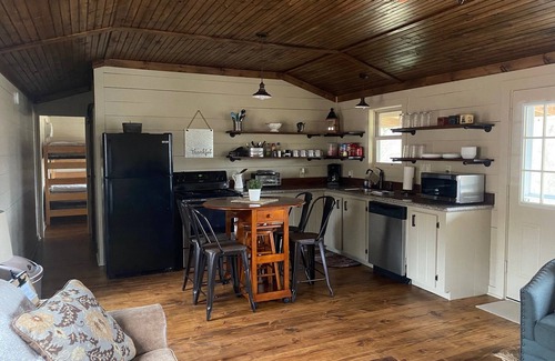 Combs Cabin | Ozarks Best Kept Secret