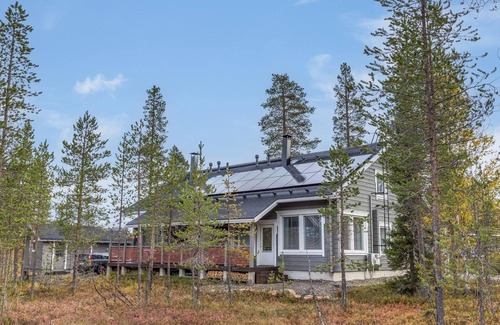 Akaslompolo House | Päivänsäde 8 Lapinkulta by Interhome