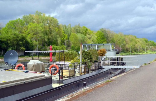 Braine-le-Comte Apartment | Péniche Rayclau