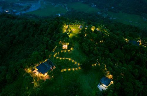Bac Me Cabin | P'apiu Resort