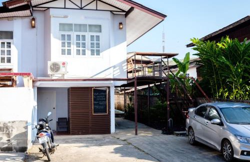 Chong Kham House | P.L.P Guesthouse - Mae Hong Son