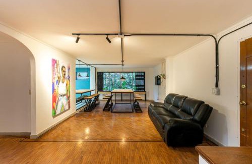 La Florida Apartment | P202 4BR Poblado Apartment at Poblado Provenza