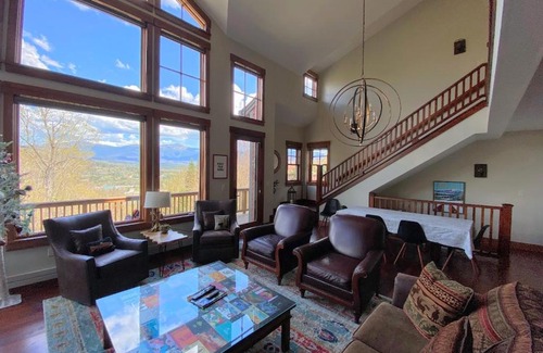Bethlehem Apartment | P4 NEW Ski-in Ski-out Presidential View luxury home w garage ping pong