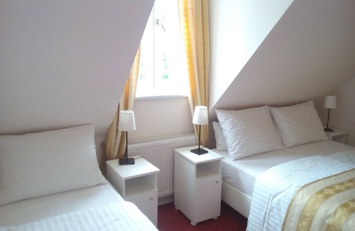 Sierakowice Hotel | Pałac i Folwark Ńemino