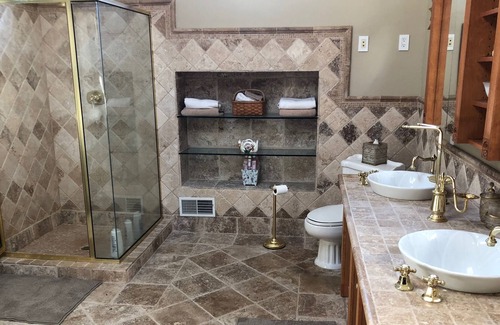 Mountainhome House | PA Retreat 10 Minutes from Mount Airy Casino