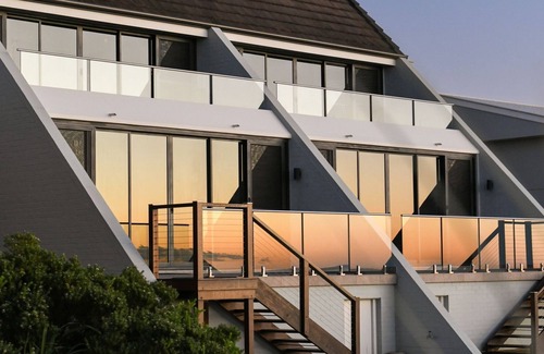 Wooli House | Pacific Dawn on the Beach One