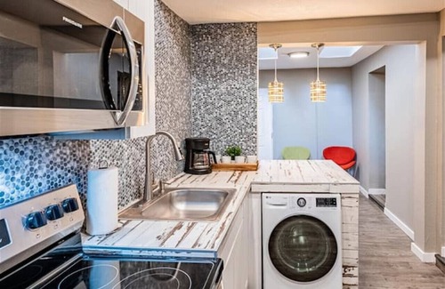 Barelas House | Pacific Edge C - 1 bedroom