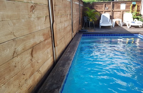 Arorangi House | Pacific family villa with own pool