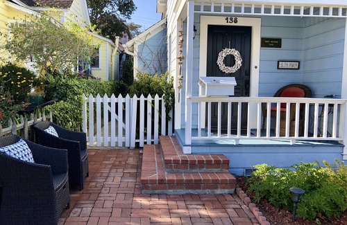 Pacific Grove House | Pacific Grove Home at Lovers Point. Perfect Location near Beach & Restaurants.
