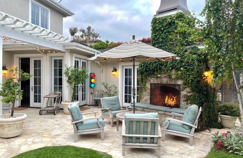 Pacific Palisades House | PACIFIC PALISADES LUXURY HOME with Pool&Spa! Walk to park, village & beach!